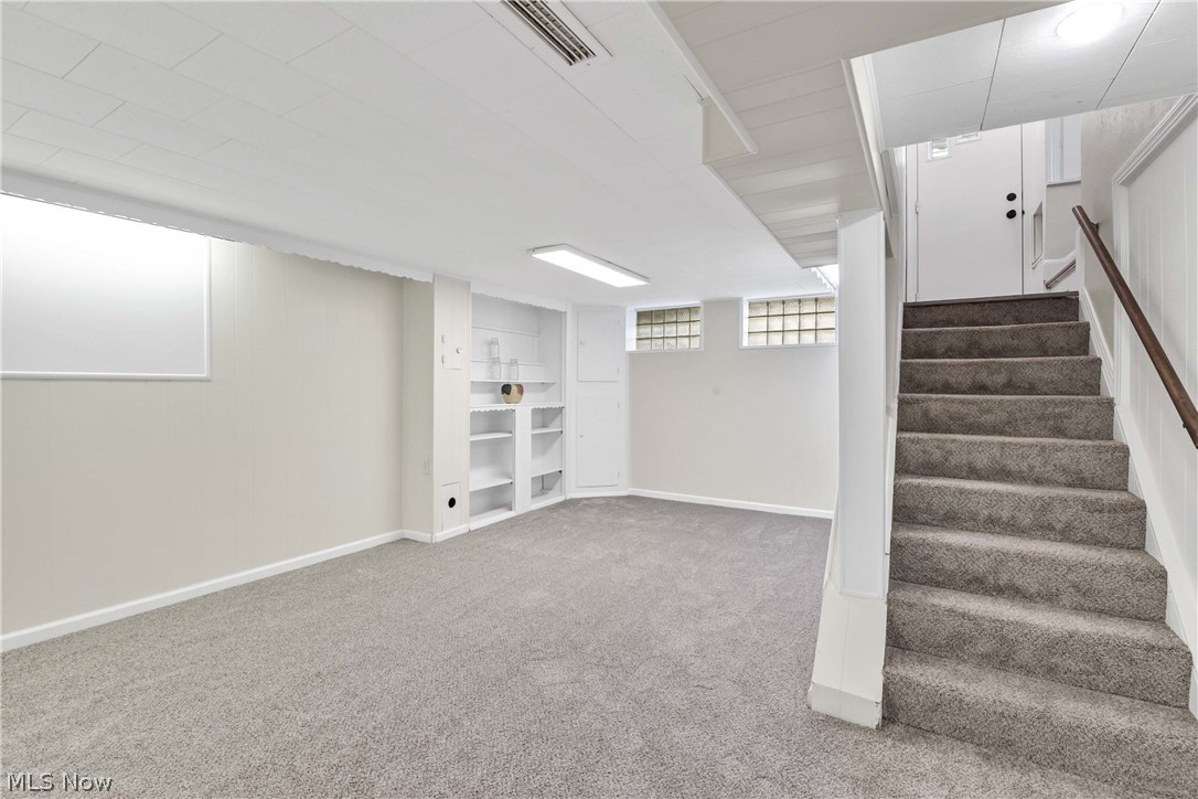 6207 Delora Avenue Brooklyn OH 44144