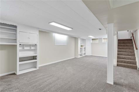 6207 Delora Avenue Brooklyn OH 44144