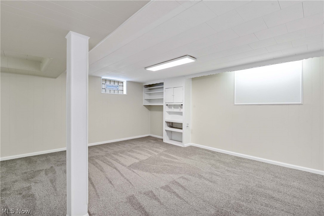 6207 Delora Avenue Brooklyn OH 44144