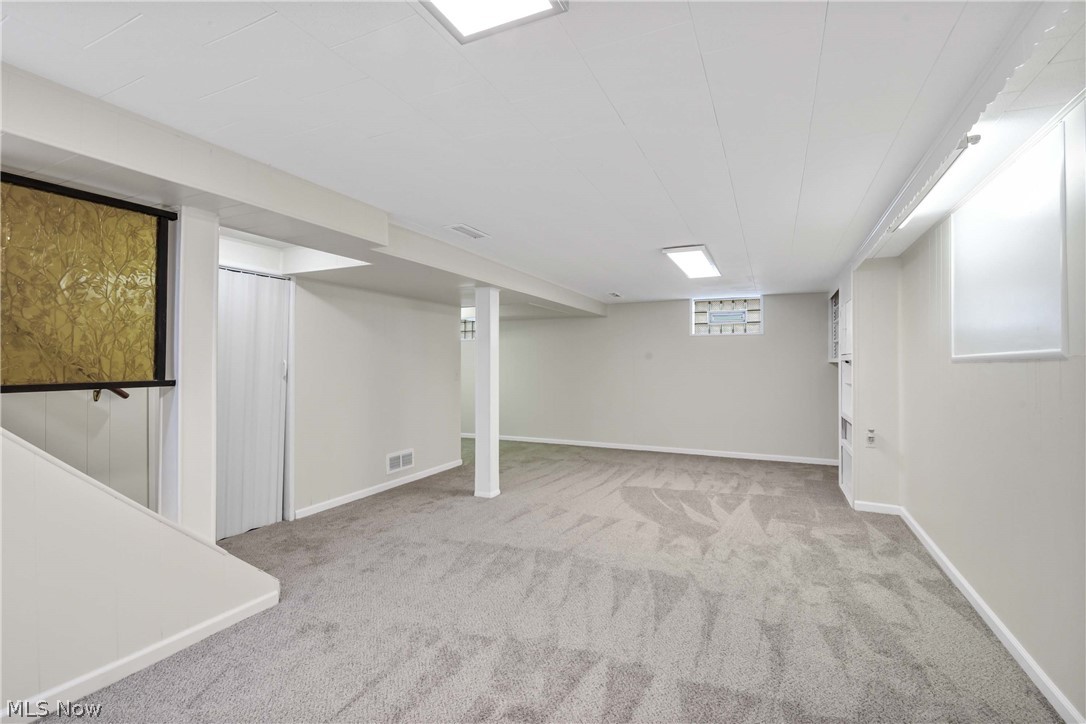 6207 Delora Avenue Brooklyn OH 44144