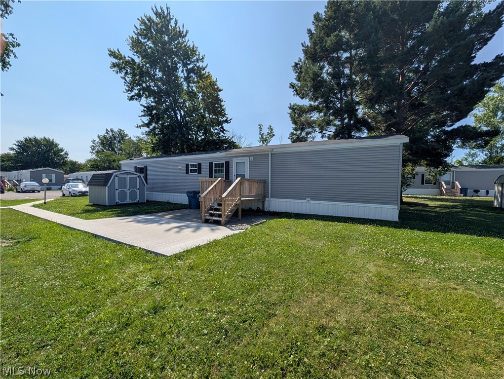 215 Cedar Brook Drive Elyria OH 44035