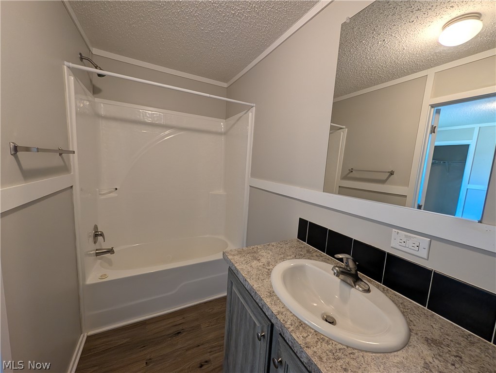 215 Cedar Brook Drive Elyria OH 44035