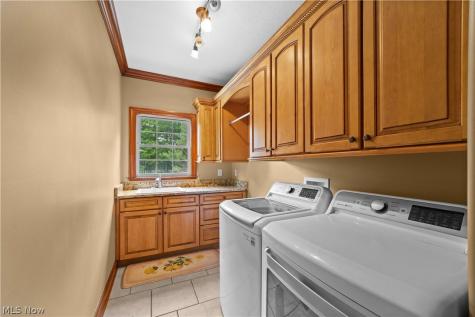 6424 Highland Green Drive Medina OH 44256
