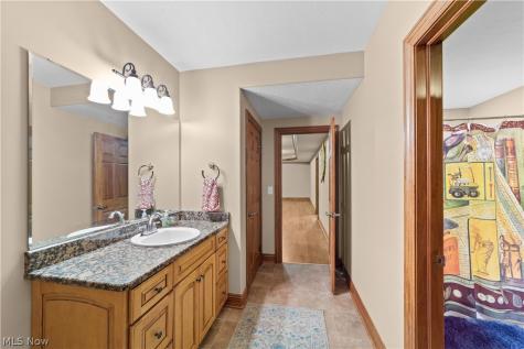 6424 Highland Green Drive Medina OH 44256