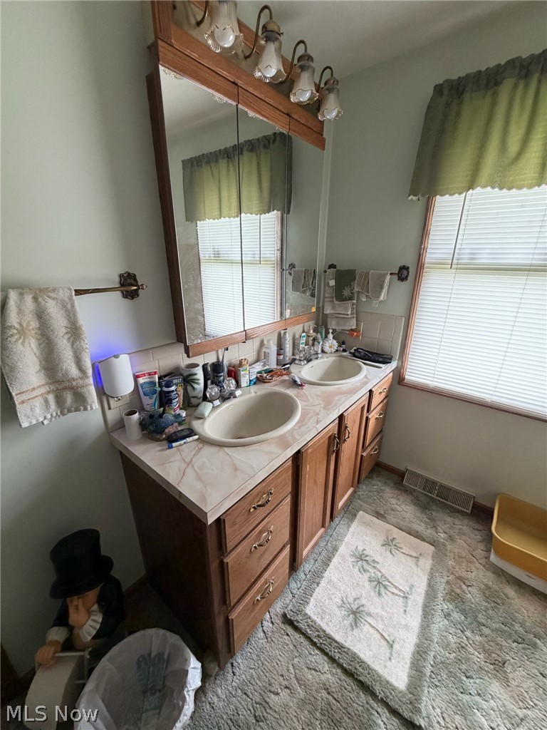 3585 Clermont Street NW North Lawrence OH 44666