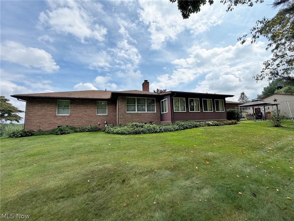 3585 Clermont Street NW North Lawrence OH 44666