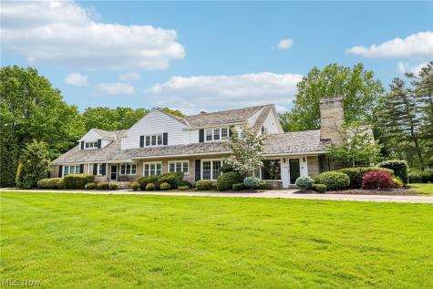 1544 Clubside Road Lyndhurst OH 44124