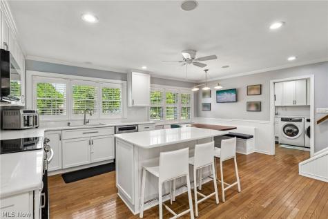 1544 Clubside Road Lyndhurst OH 44124
