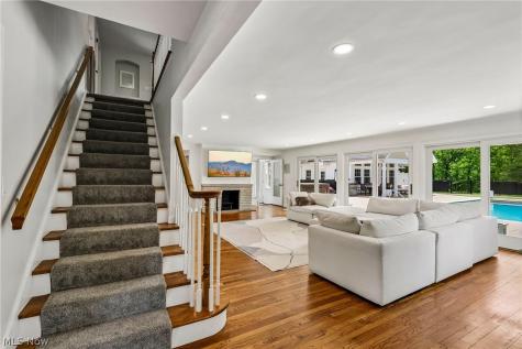 1544 Clubside Road Lyndhurst OH 44124