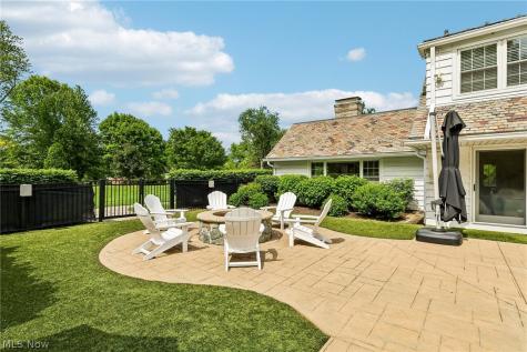 1544 Clubside Road Lyndhurst OH 44124
