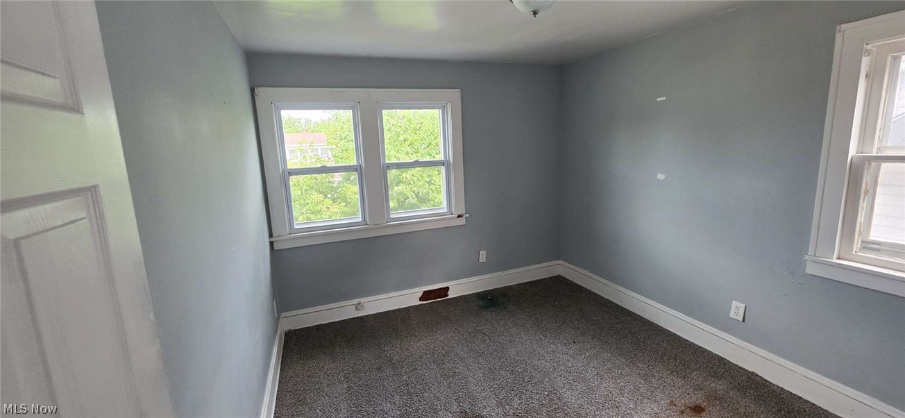 13420 Saybrook Avenue Garfield Heights OH 44105