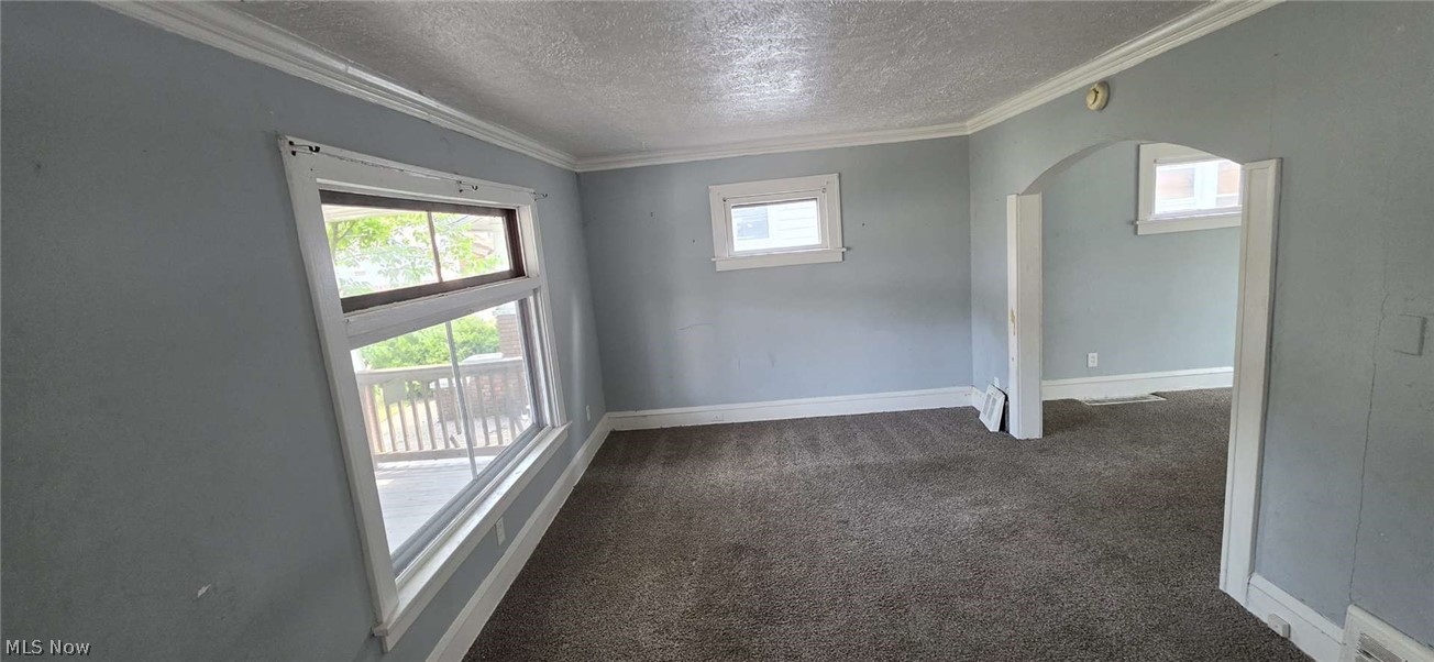 13420 Saybrook Avenue Garfield Heights OH 44105