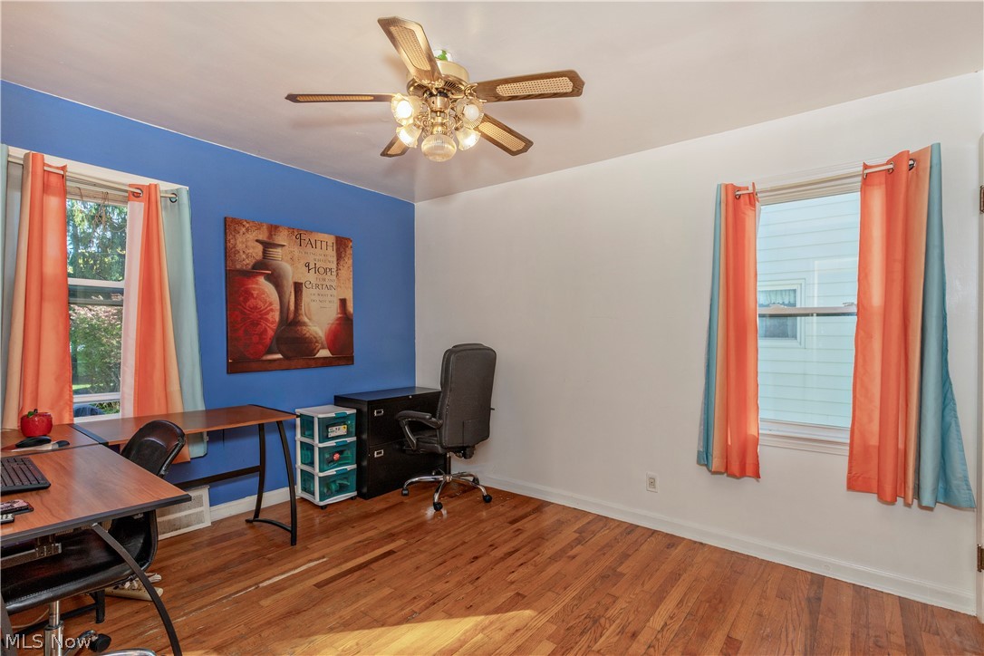 5659 Shawnee Drive Lyndhurst OH 44124