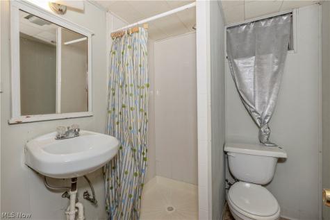 5659 Shawnee Drive Lyndhurst OH 44124