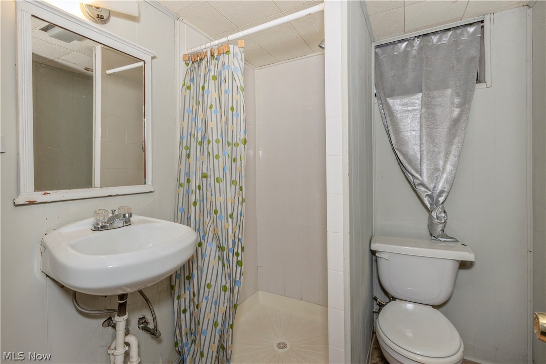 5659 Shawnee Drive Lyndhurst OH 44124