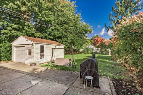 5659 Shawnee Drive Lyndhurst OH 44124