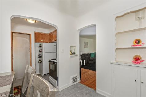 5659 Shawnee Drive Lyndhurst OH 44124