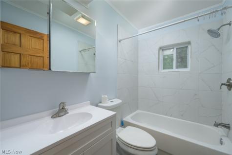 3744 Pelham Lane Kent OH 44240