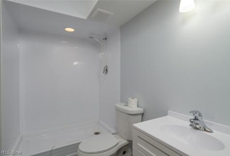 3744 Pelham Lane Kent OH 44240