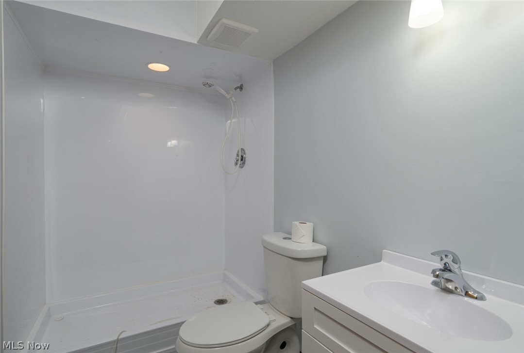 3744 Pelham Lane Kent OH 44240