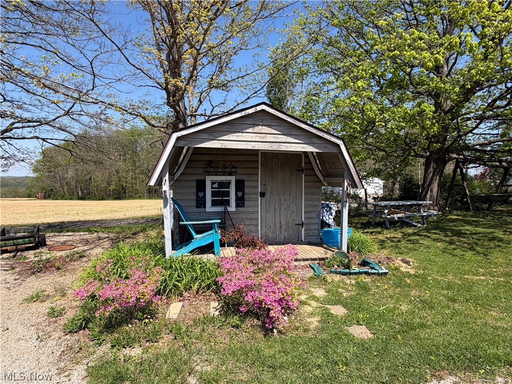 10675 Township Road 92 NW Somerset OH 43783