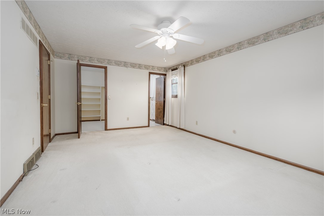 407 Eastbury Avenue NE North Canton OH 44720