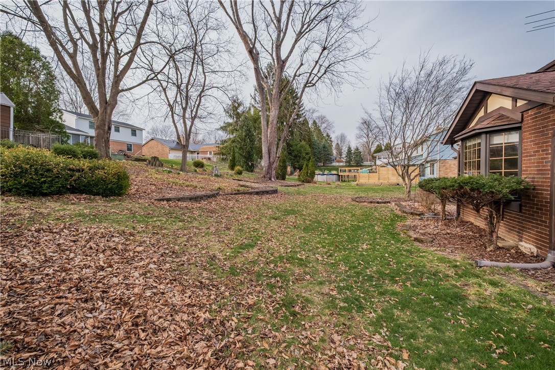 407 Eastbury Avenue NE North Canton OH 44720