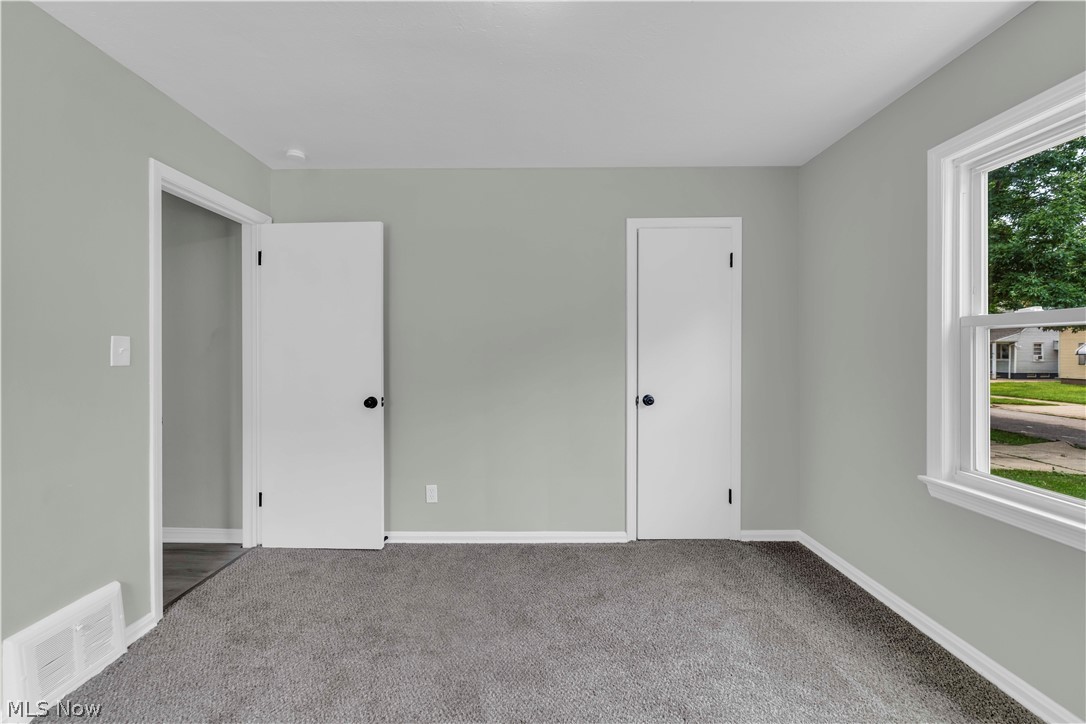 465 E 272 Street Euclid OH 44132