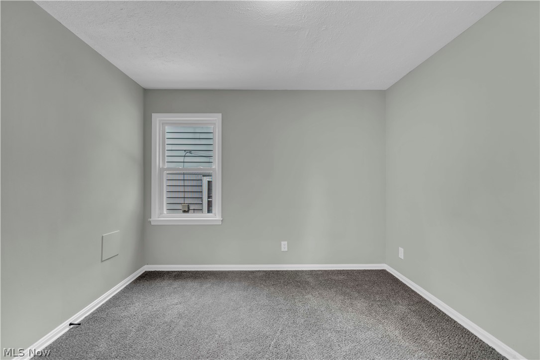 465 E 272 Street Euclid OH 44132