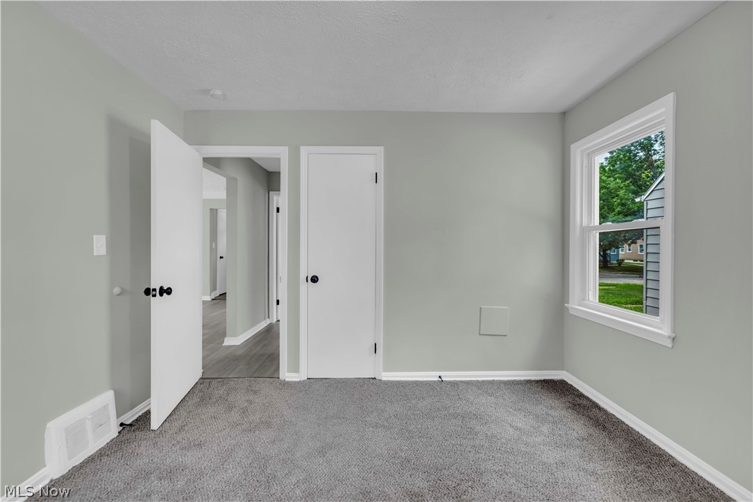 465 E 272 Street Euclid OH 44132