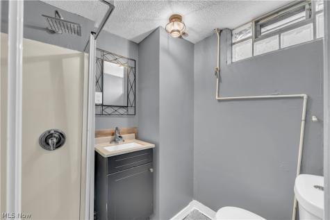 465 E 272 Street Euclid OH 44132