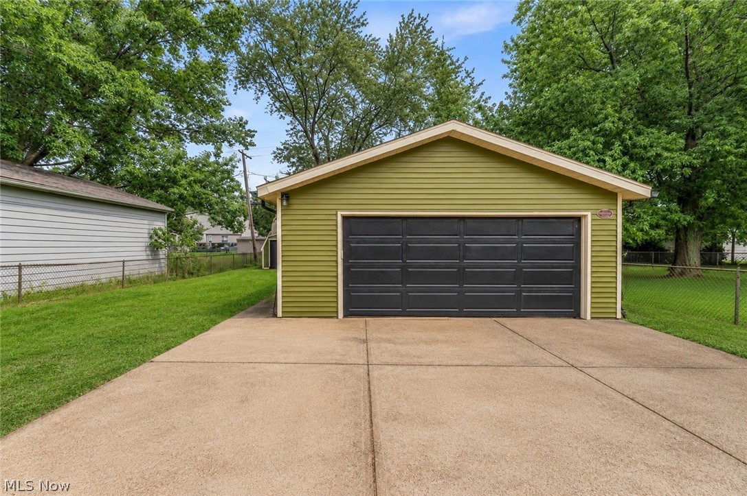 465 E 272 Street Euclid OH 44132