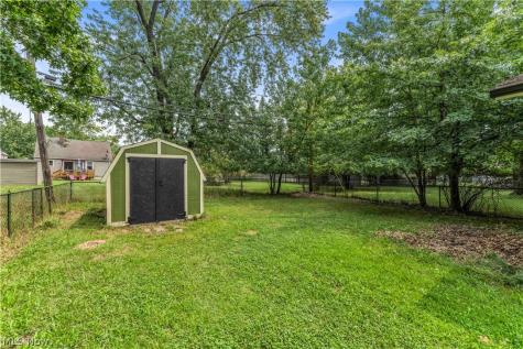465 E 272 Street Euclid OH 44132