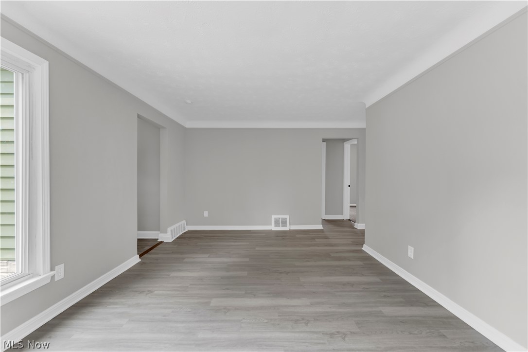 465 E 272 Street Euclid OH 44132