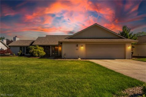 32912 Woodstone Circle North Ridgeville OH 44039