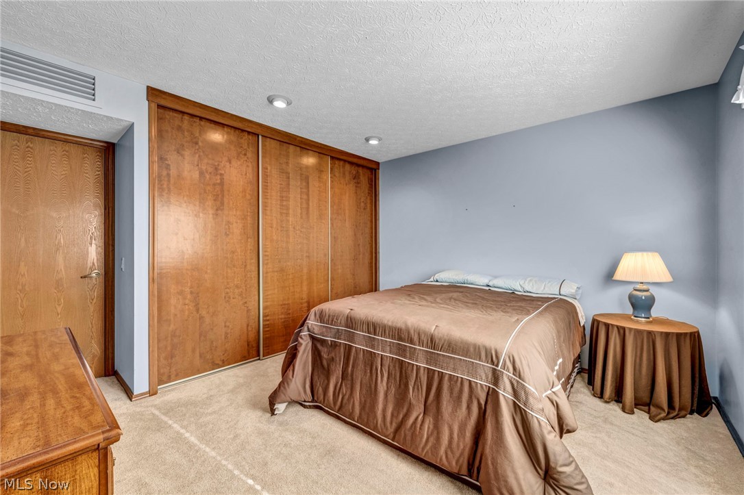 32912 Woodstone Circle North Ridgeville OH 44039