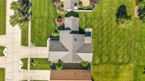 32912 Woodstone Circle North Ridgeville OH 44039