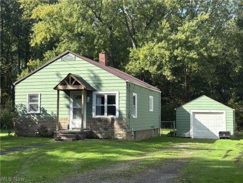 755 N 17th Street Sebring OH 44672