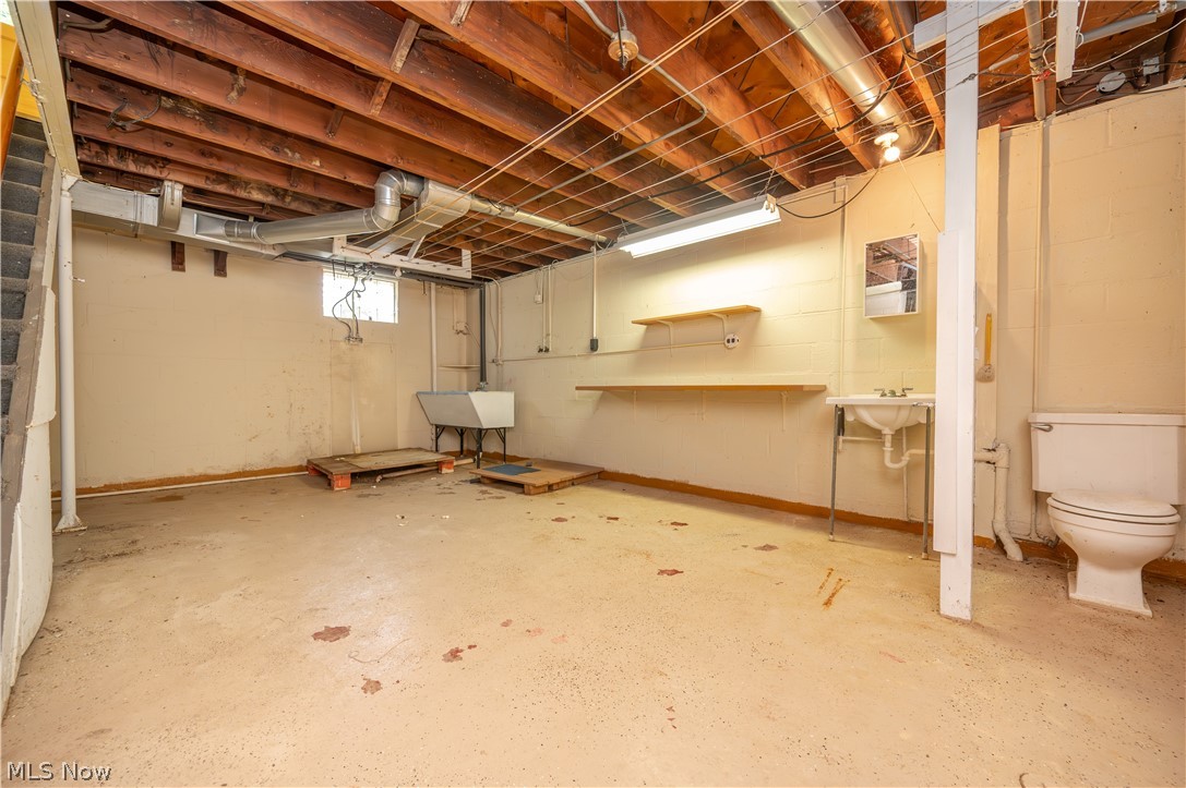 364 Brookfield Avenue Boardman OH 44512