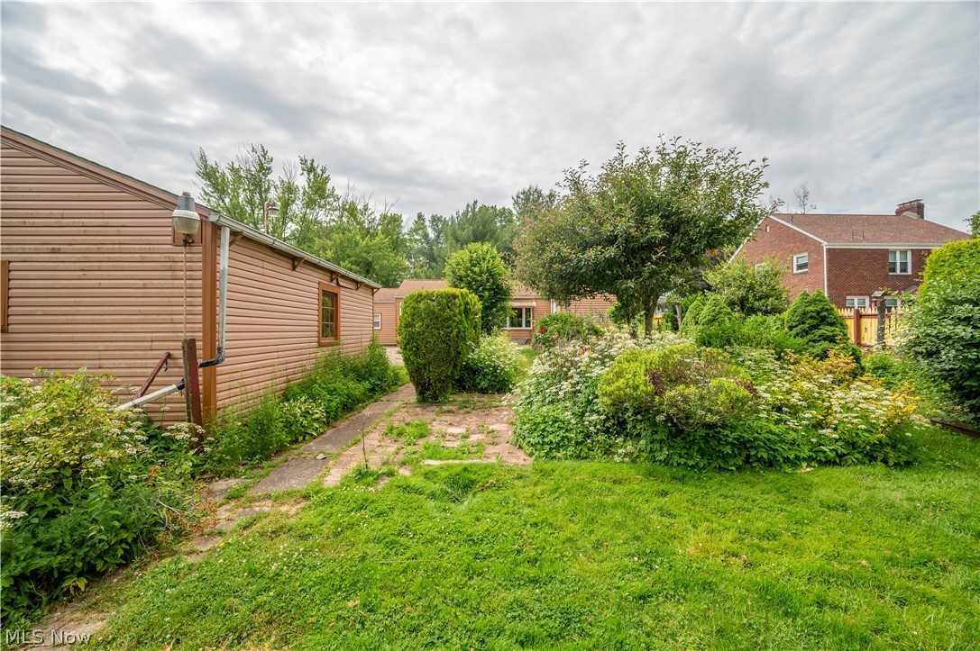 364 Brookfield Avenue Boardman OH 44512