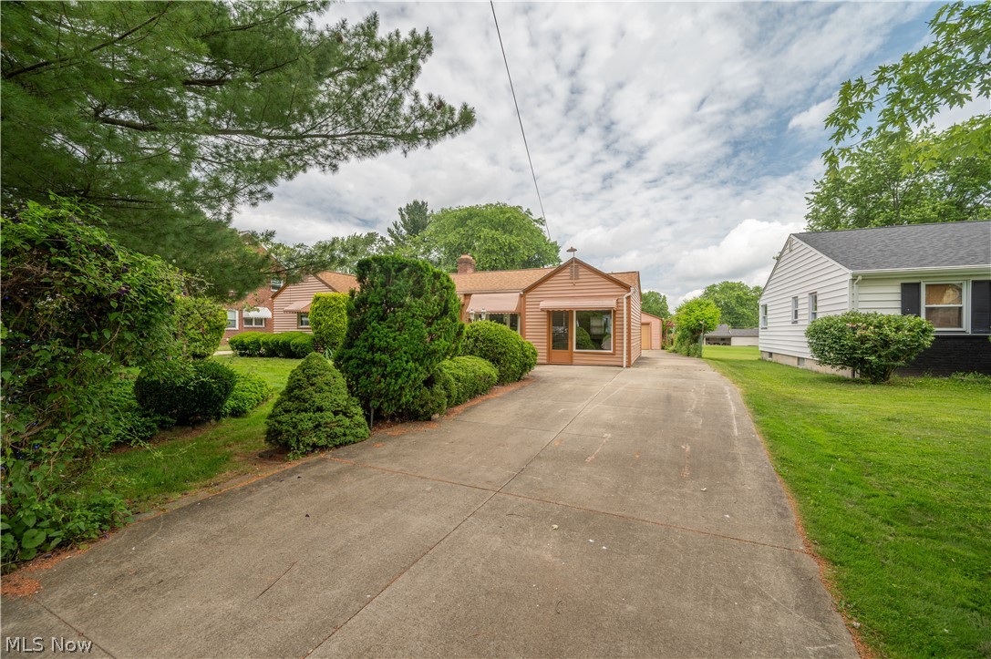 364 Brookfield Avenue Boardman OH 44512