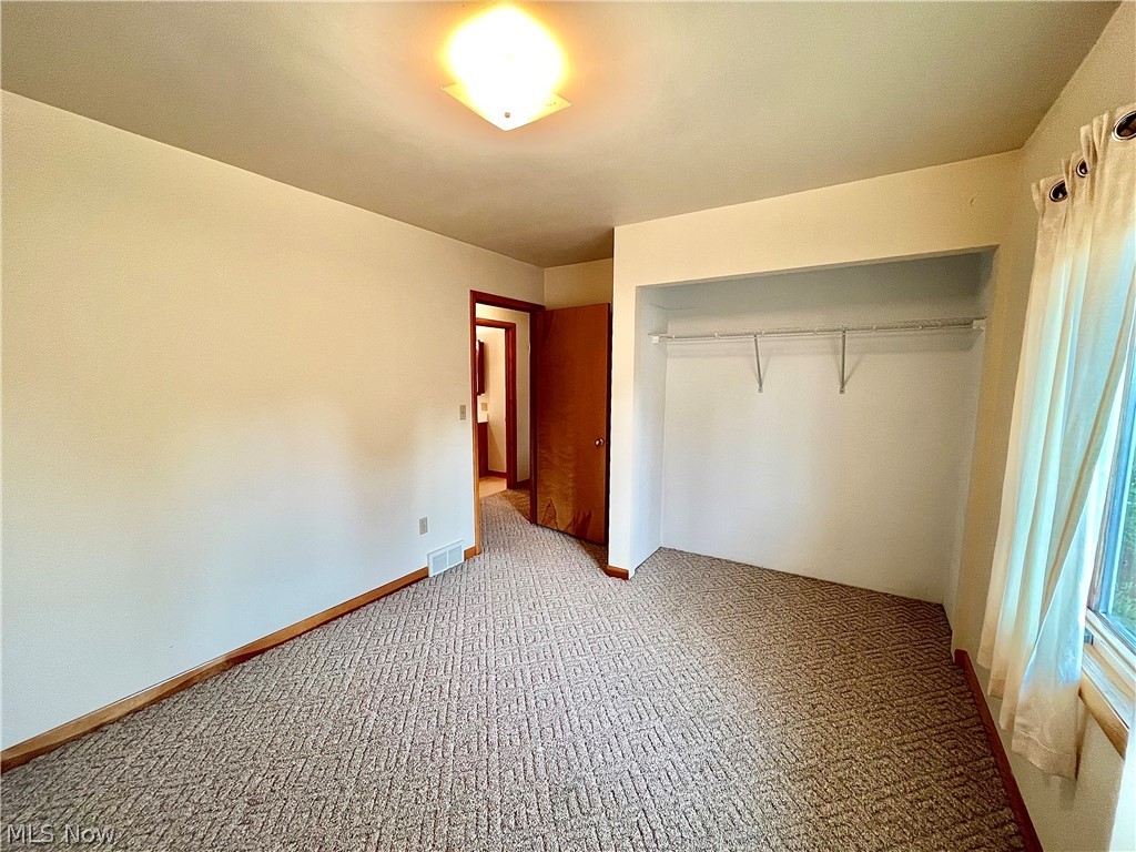 8238 Center Road Ashtabula OH 44004