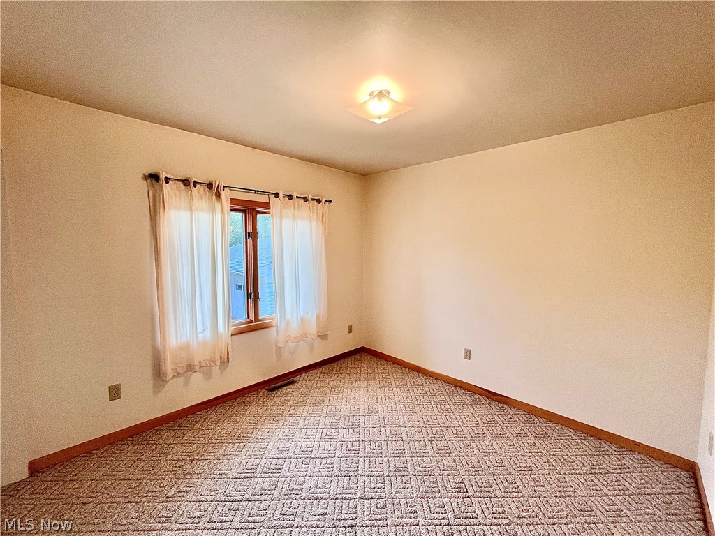 8238 Center Road Ashtabula OH 44004