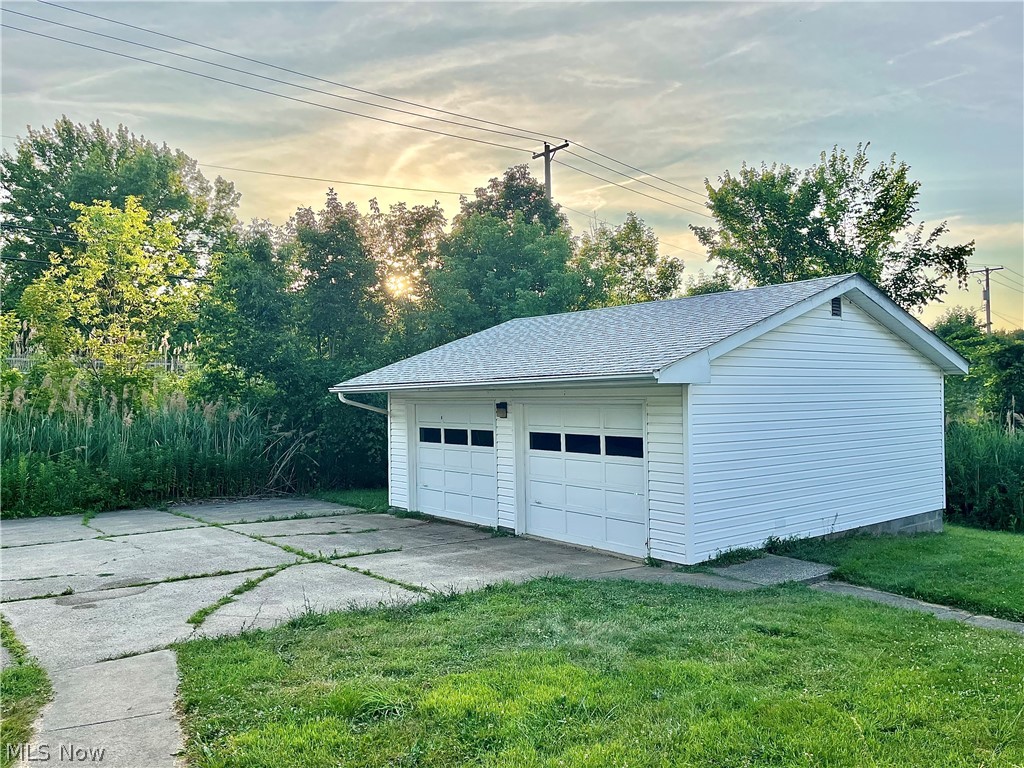 8238 Center Road Ashtabula OH 44004