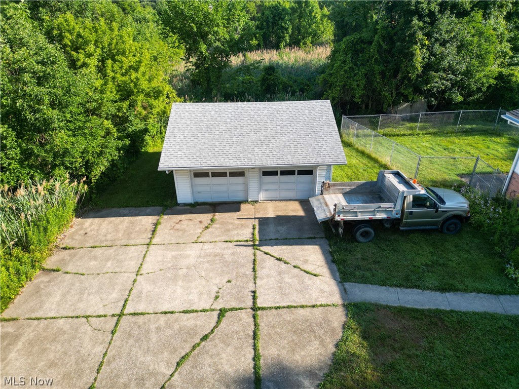 8238 Center Road Ashtabula OH 44004
