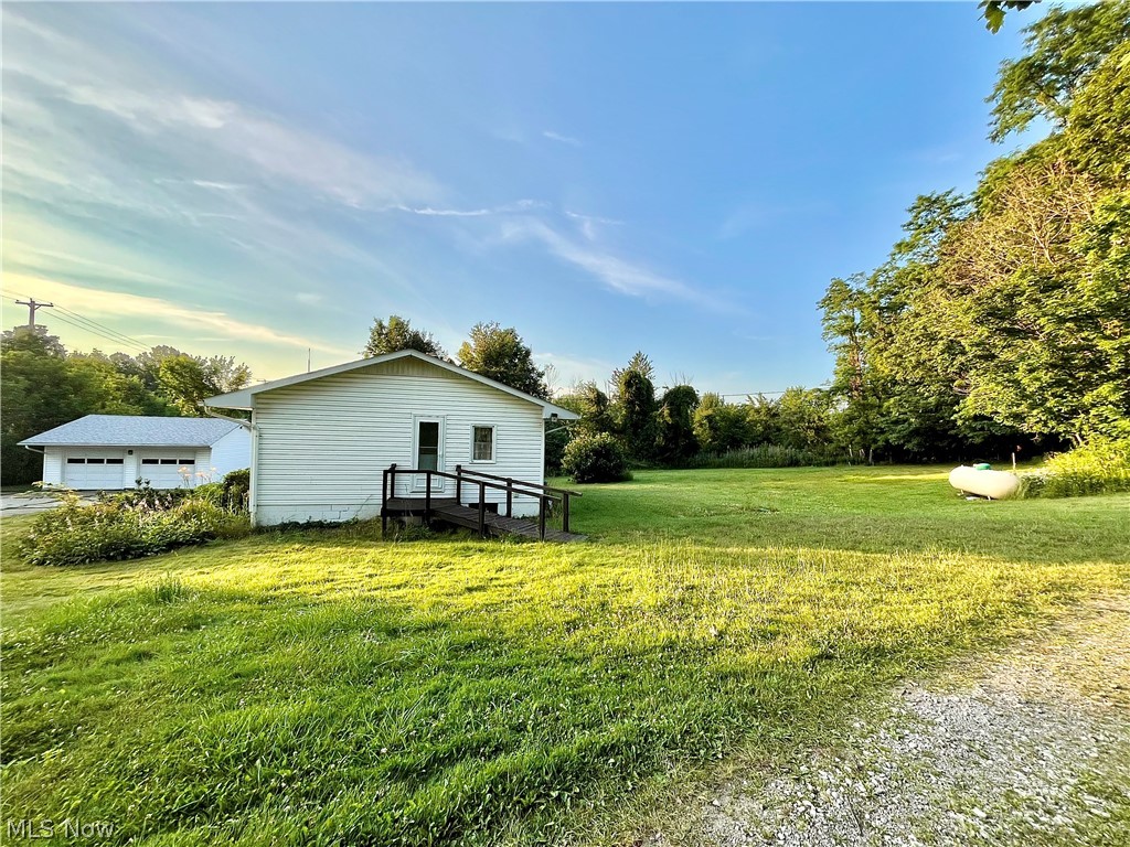 8238 Center Road Ashtabula OH 44004