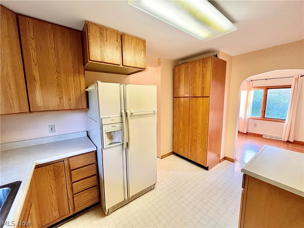 8238 Center Road Ashtabula OH 44004