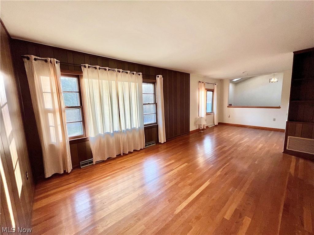 8238 Center Road Ashtabula OH 44004