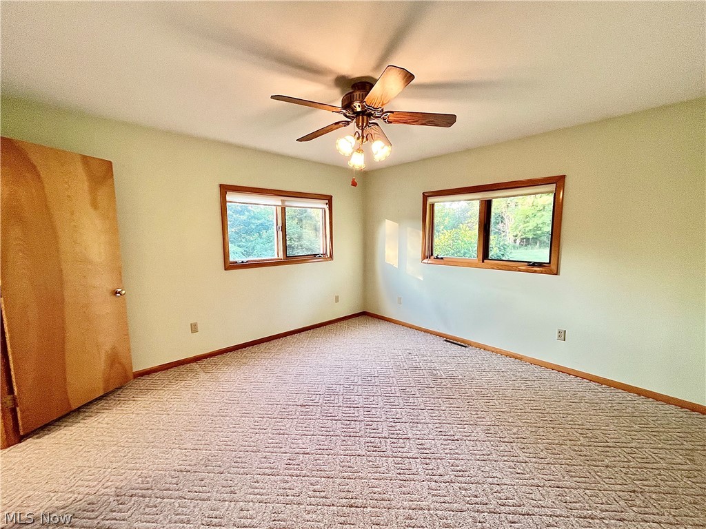 8238 Center Road Ashtabula OH 44004