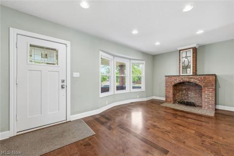 3478 Raymont Boulevard University Heights OH 44118